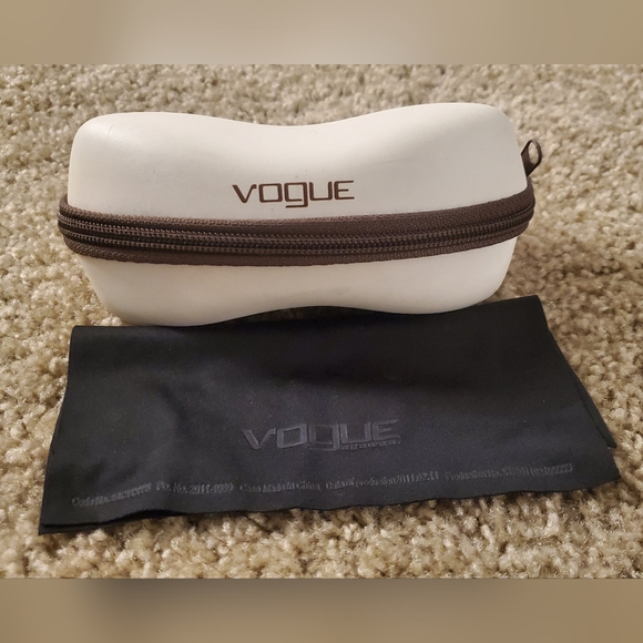 Brown Vogue sunglasses - Picture 3 of 3